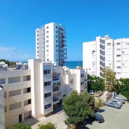 5 Min To The Shared - Private In 3 Bdr * Larnaca