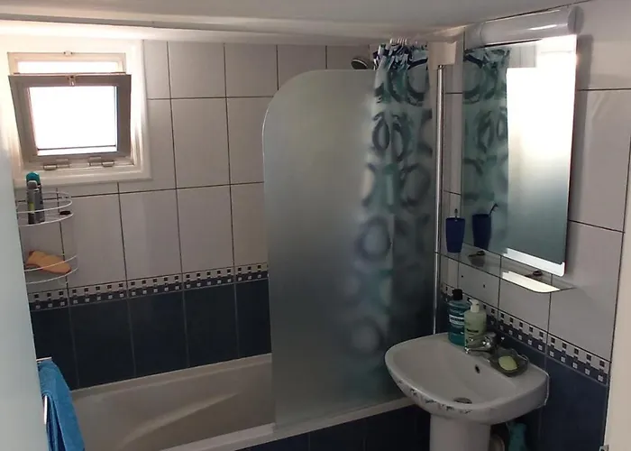 Apartmán 5 Min To The Shared - Private In 3 Bdr